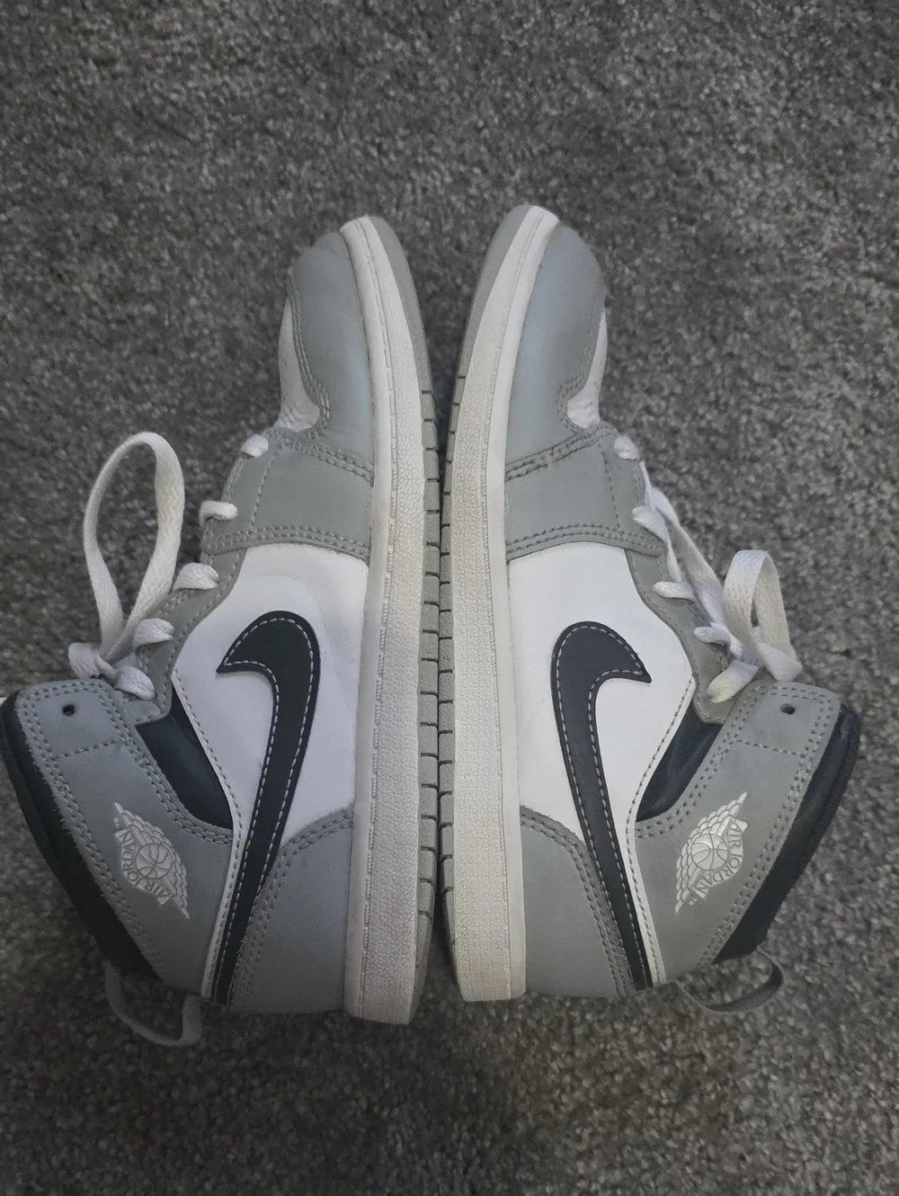 Nike smoke grey